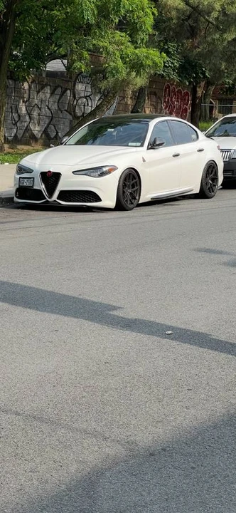 2017 Alfa Romeo Giulia - Image 7 of 7