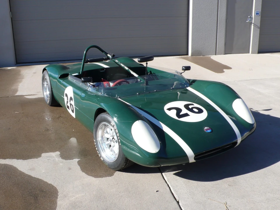 Vehicle image 7 of 31