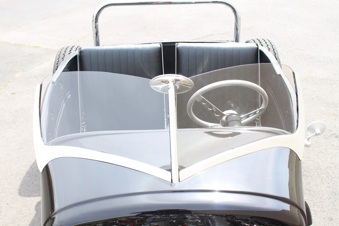Ford Hot Rod - Image 15 of 31