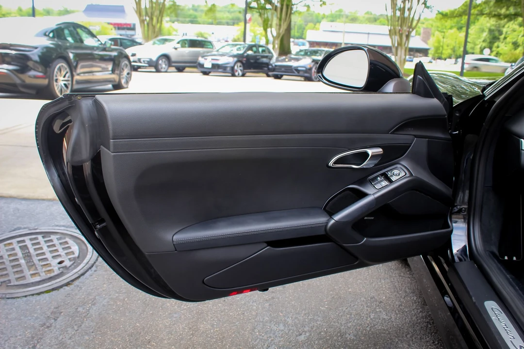 2015 Porsche 981 Cayman S - Image 7 of 13