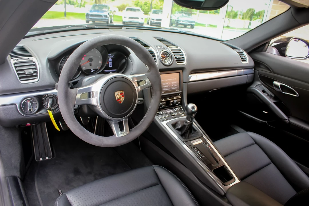 2015 Porsche 981 Cayman S - Image 8 of 13