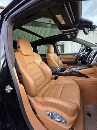 2016 Porsche 958 Cayenne Turbo S - Image 4 of 4