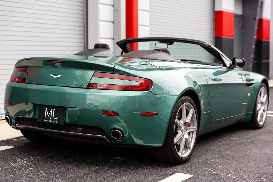 2008 Aston Martin V8 Vantage (2006-2017) - Image 17 of 31