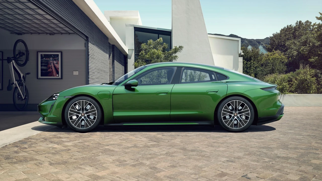 2021 Porsche Taycan Turbo - Image 4 of 9
