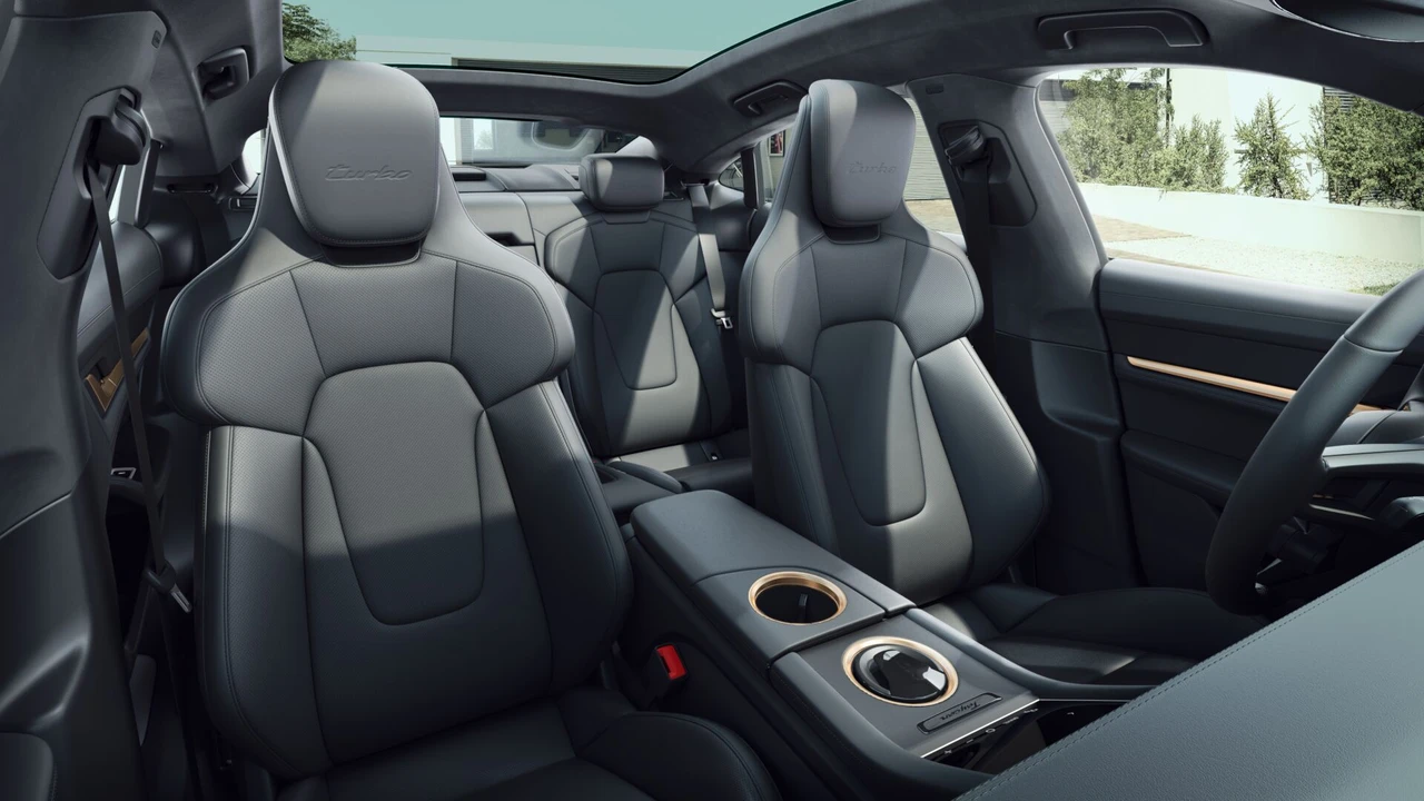 2021 Porsche Taycan Turbo - Image 3 of 9