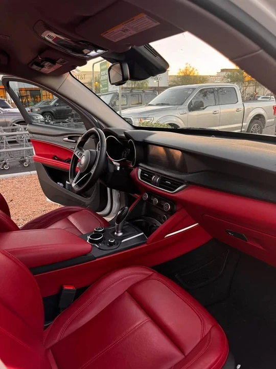 2019 Alfa Romeo Stelvio - Image 2 of 8