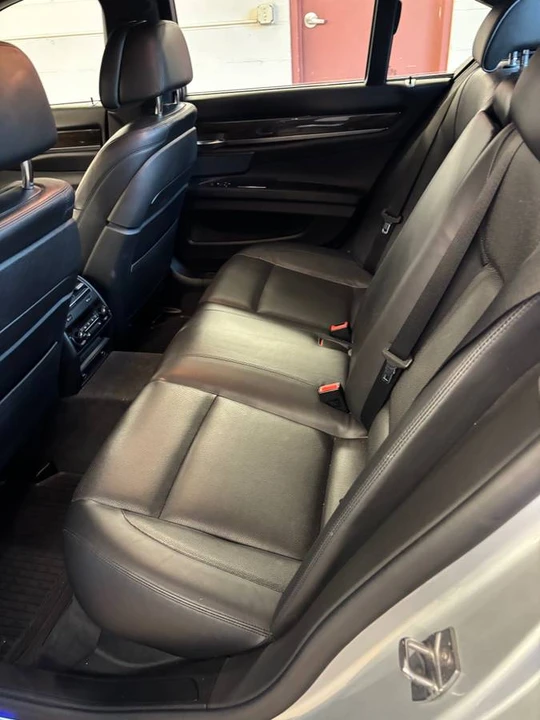 2015 BMW Alpina B7 - Image 18 of 19