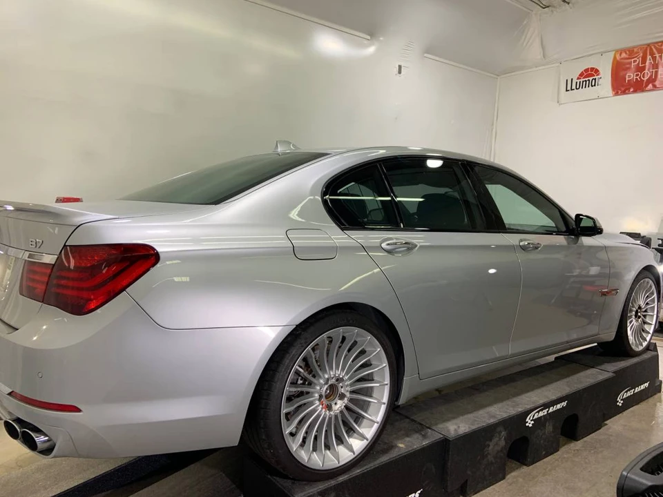 2015 BMW Alpina B7 - Image 7 of 19