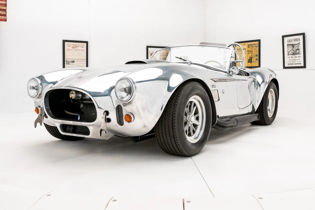 Shelby Cobra Replica - Image 4 of 31