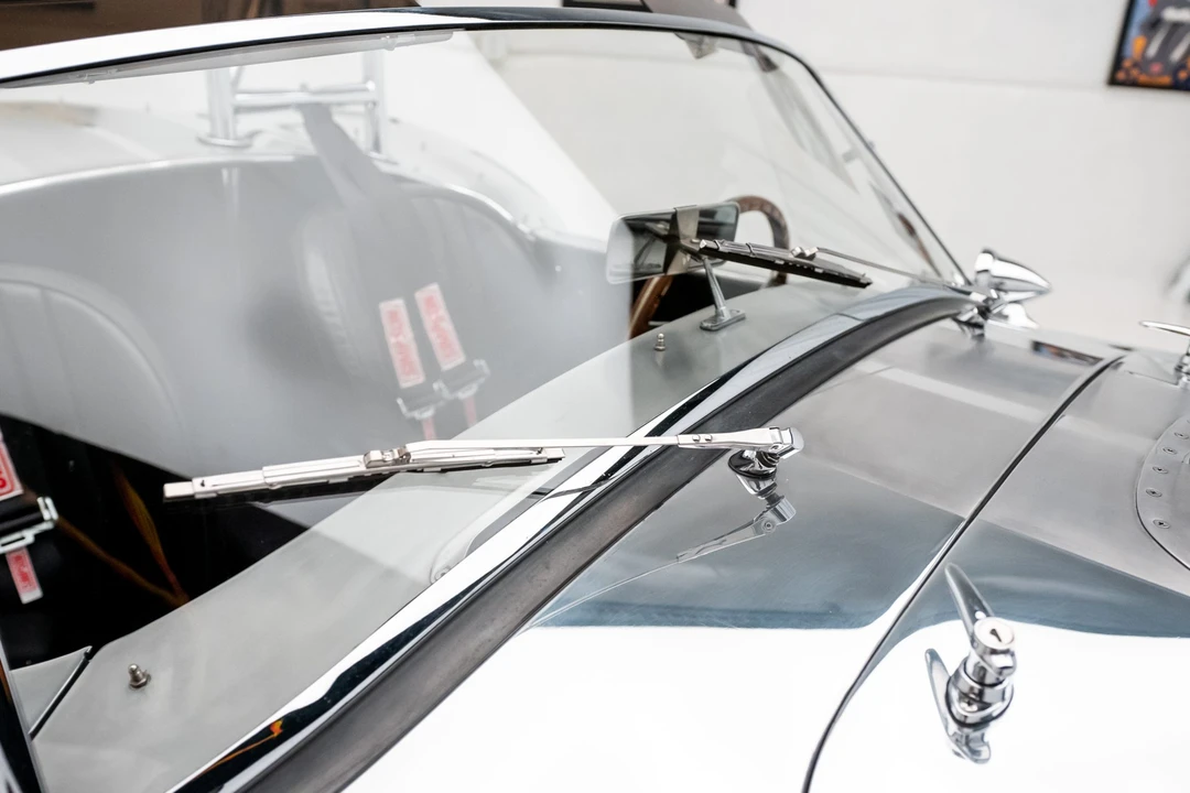 Shelby Cobra Replica - Image 28 of 31