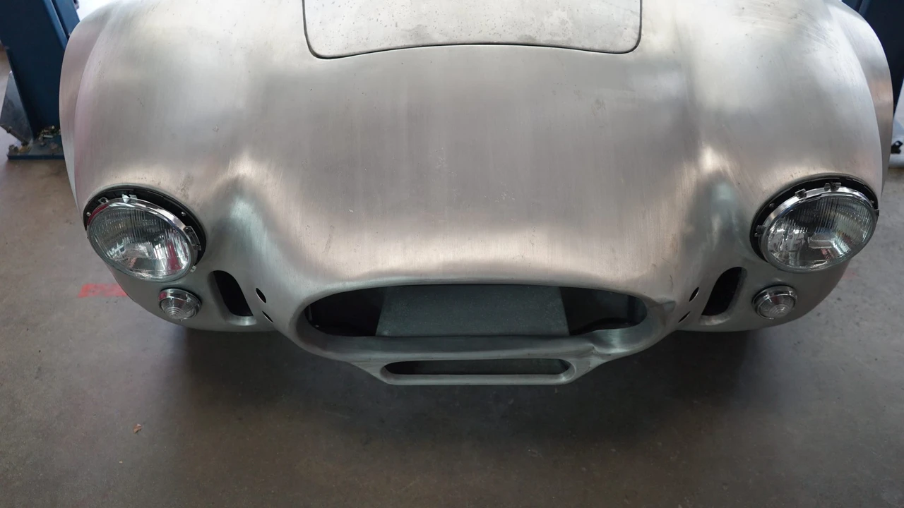 Shelby Cobra Replica - Image 11 of 31