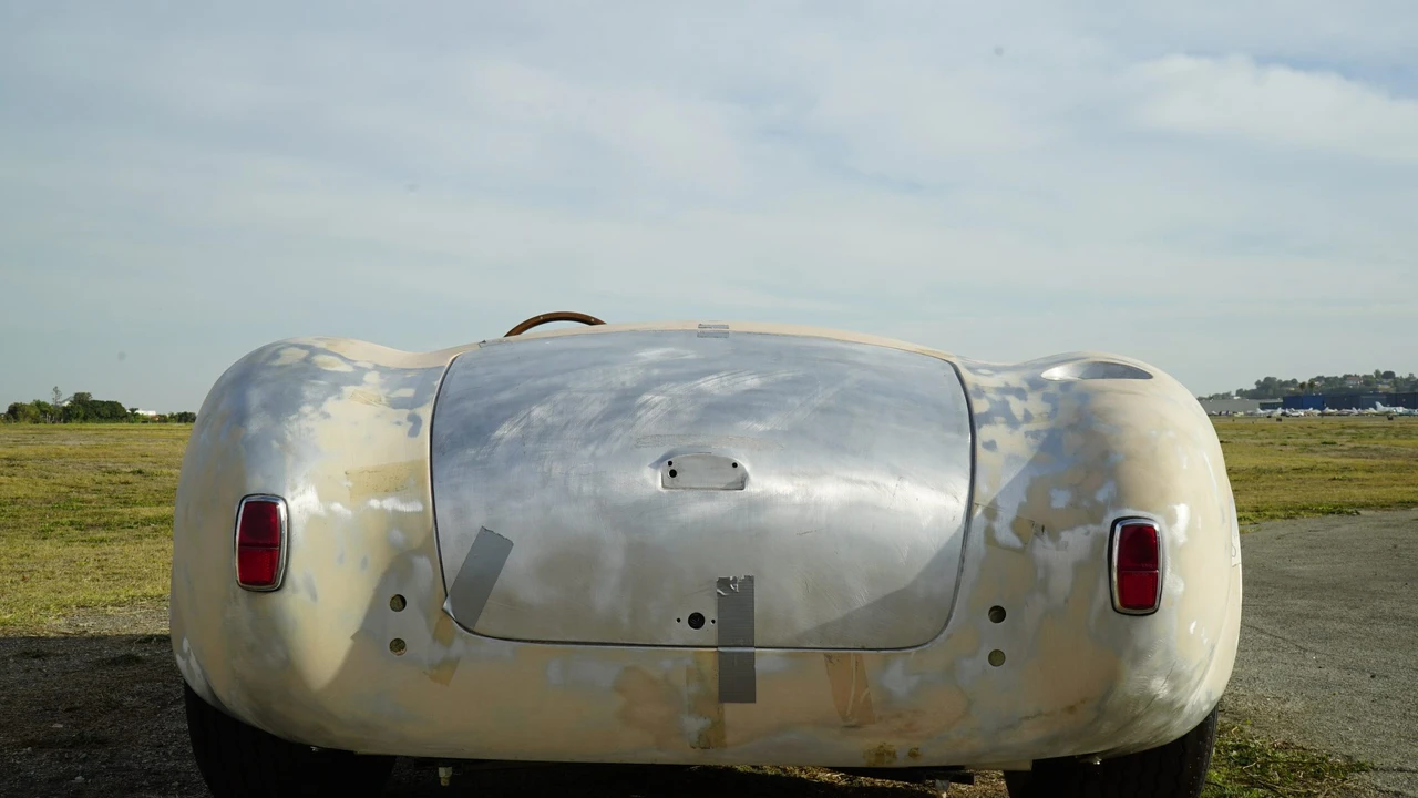 Shelby Cobra Replica - Image 6 of 31
