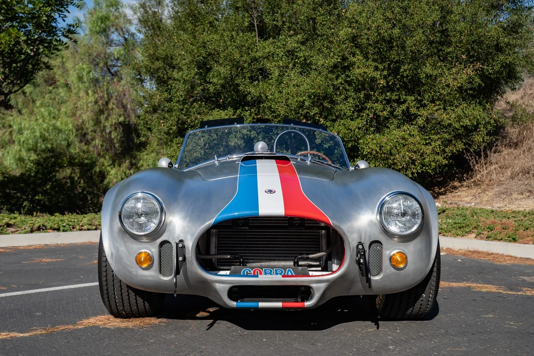 Shelby Cobra Replica - Image 29 of 31
