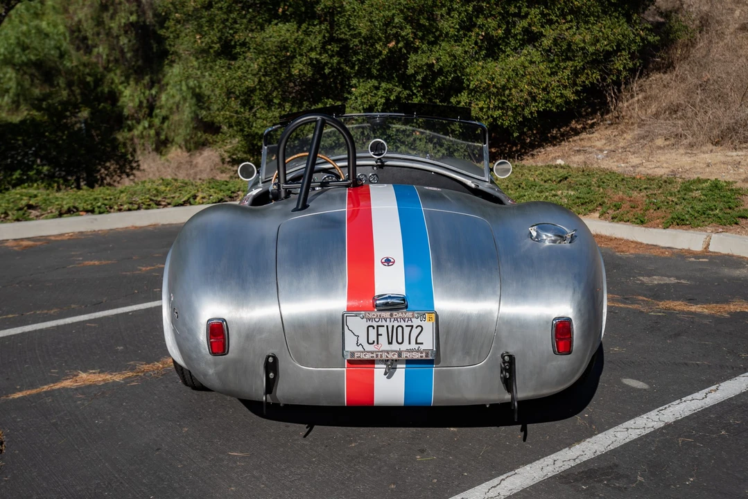 Shelby Cobra Replica - Image 11 of 31