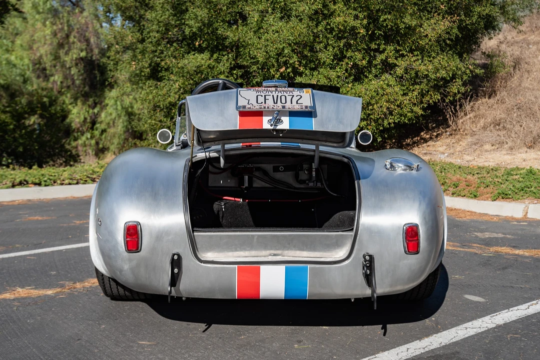 Shelby Cobra Replica - Image 15 of 31