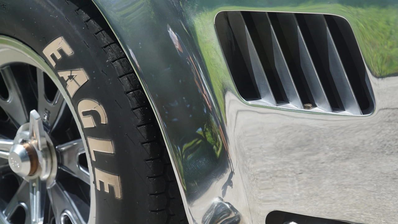 Shelby Cobra Replica - Image 20 of 31