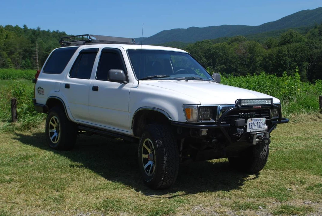 1990 Toyota 4Runner 2nd Gen - Image 8 of 10