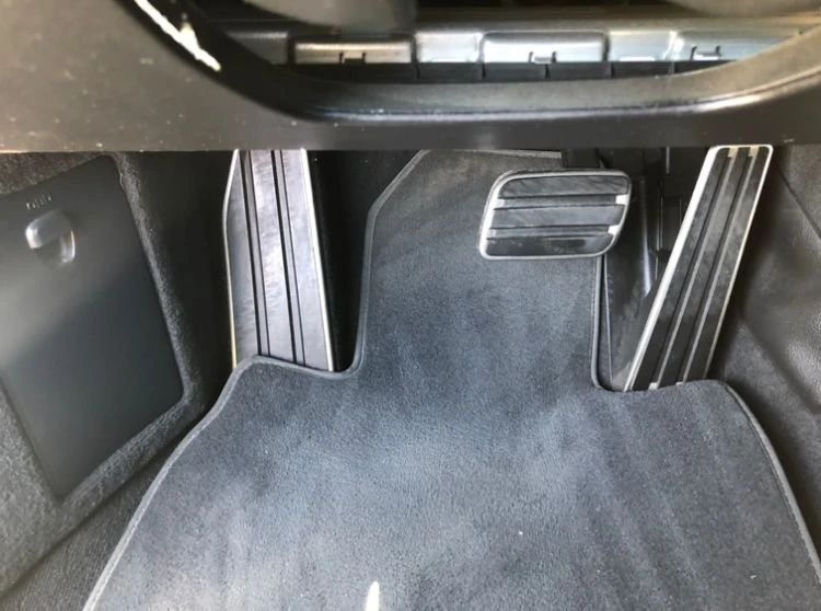 2015 Porsche 981 Cayman GTS - Image 11 of 19
