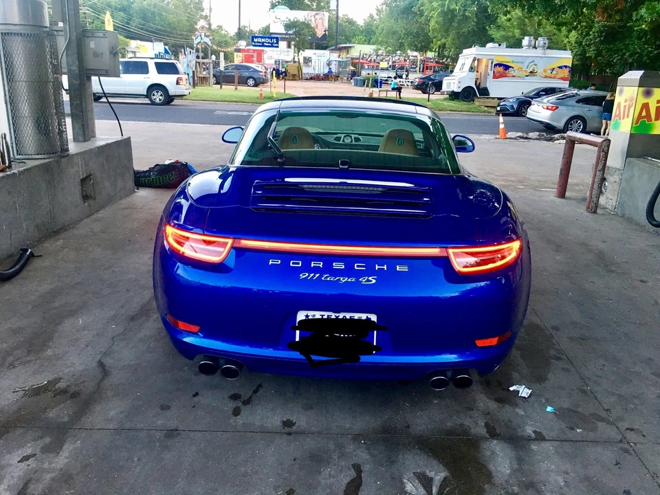 2015 Porsche 991 Targa 4 & 4S - Image 17 of 27