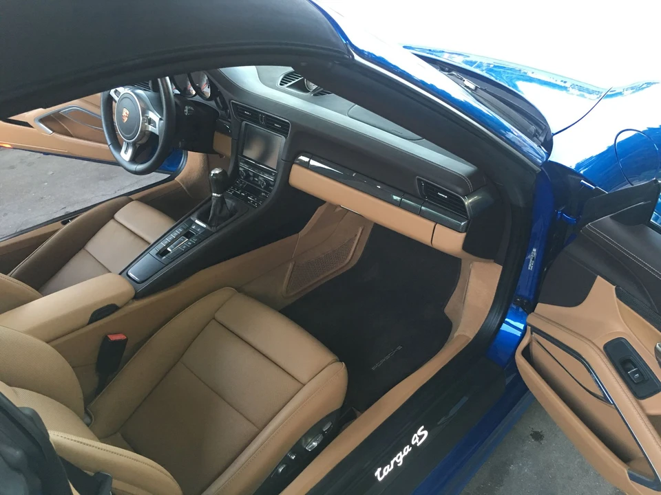 2015 Porsche 991 Targa 4 & 4S - Image 9 of 27