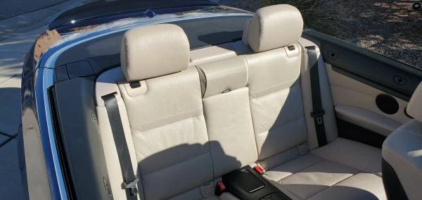2011 BMW E93 335i Convertible - Image 19 of 20