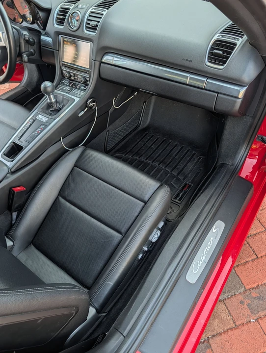 2014 Porsche 981 Cayman S - Image 18 of 31