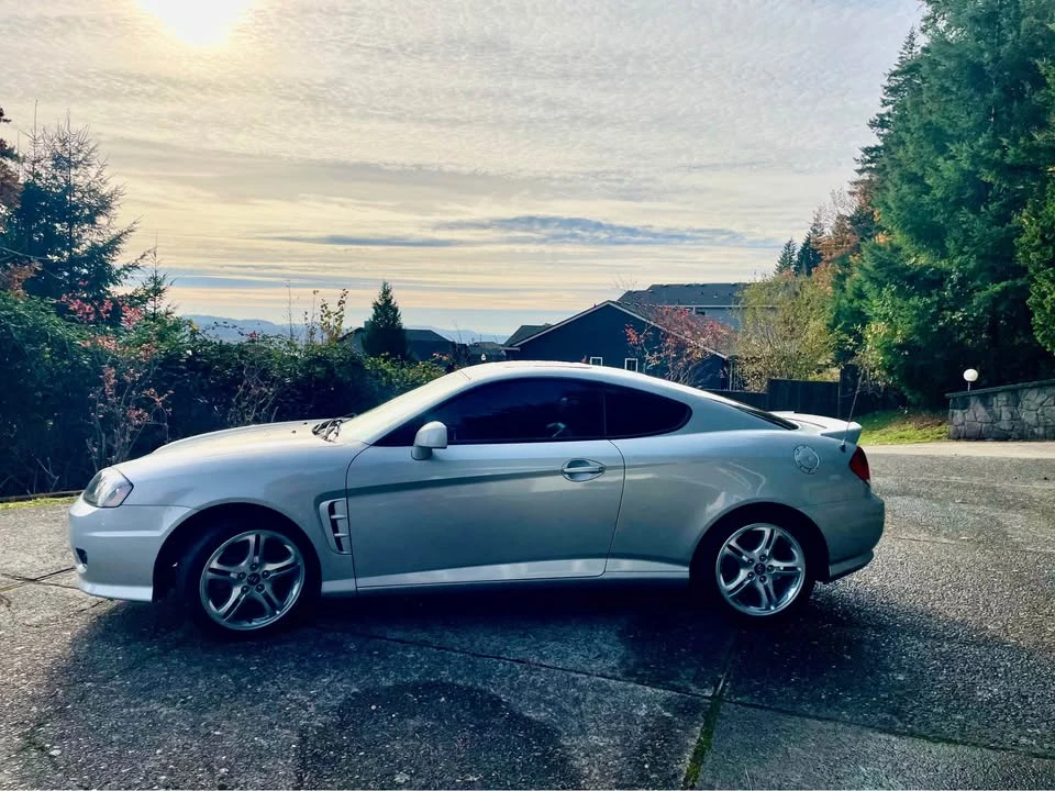 2006 Hyundai Tiburon - Image 9 of 9