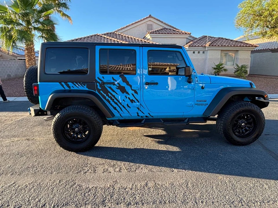 2017 Jeep JK Wrangler - Image 3 of 8