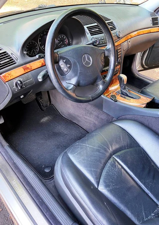 2004 Mercedes-Benz W211 E-Class - Image 8 of 24