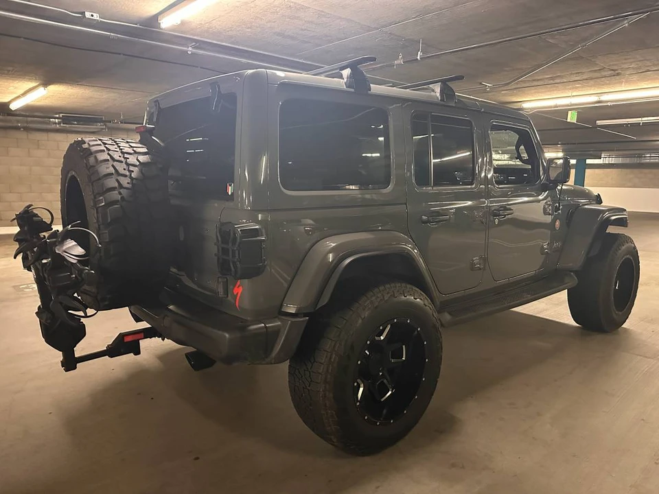 2019 Jeep JL Wrangler - Image 10 of 13