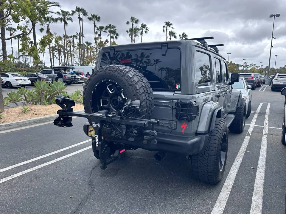 2019 Jeep JL Wrangler - Image 7 of 13