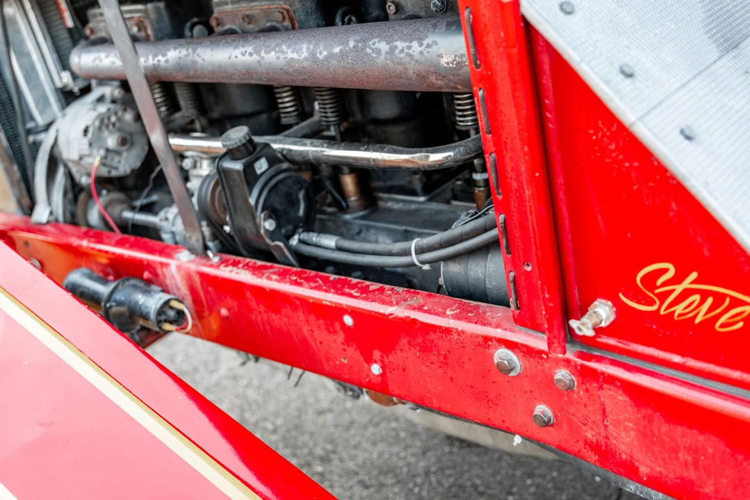 American LaFrance - Image 28 of 31