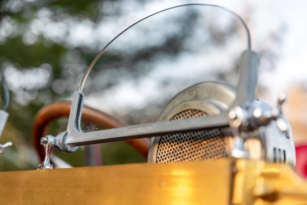 American LaFrance - Image 26 of 31
