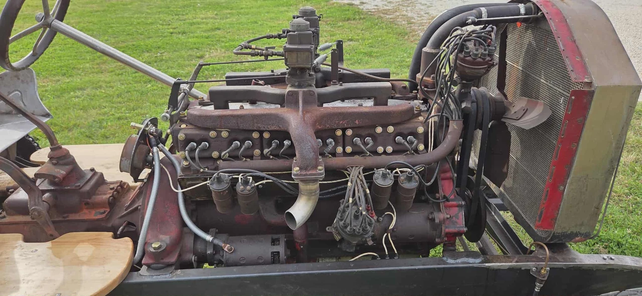American LaFrance - Image 25 of 31
