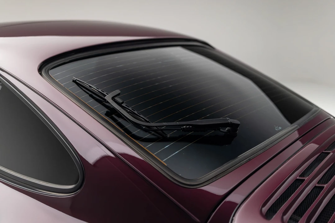 1994 Porsche 964 Turbo - Image 25 of 31