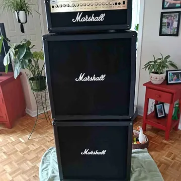 Marshall MG100HDFX Amplifier with 2 Cabinets