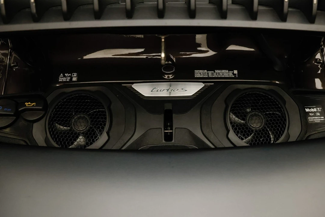 2025 Porsche 992 Turbo - Image 8 of 10