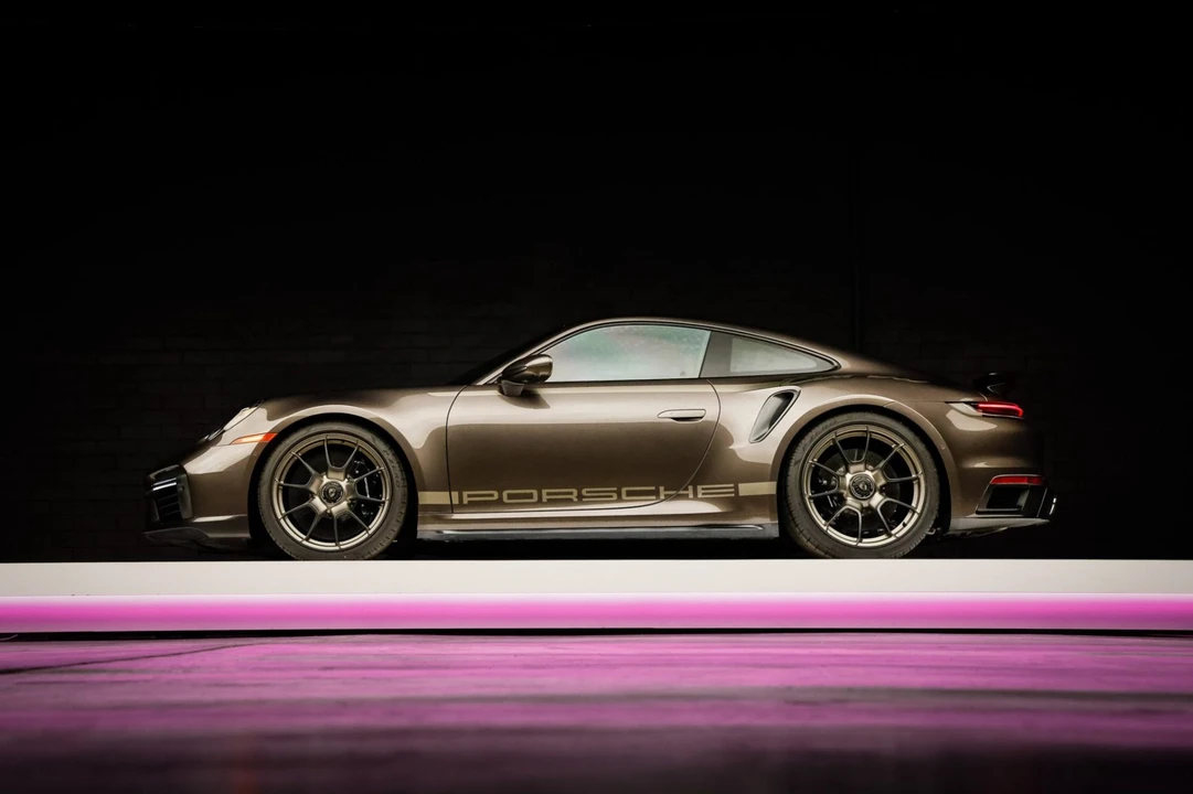 2025 Porsche 992 Turbo - Image 4 of 10