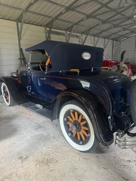 1928 Buick Antique Car