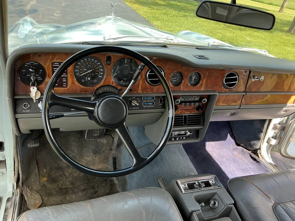 1979 Rolls-Royce Silver Shadow II - Image 16 of 24