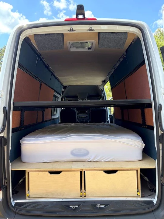 2026 Mercedes-Benz VS30 Sprinter - Image 6 of 18