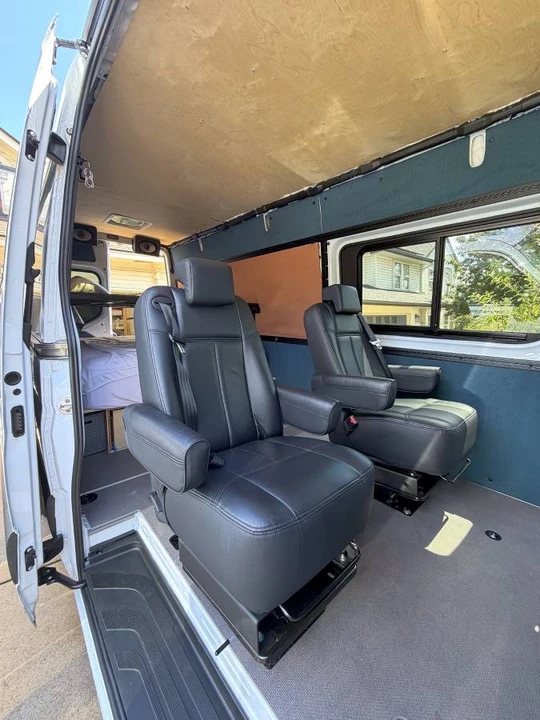 2026 Mercedes-Benz VS30 Sprinter - Image 10 of 18