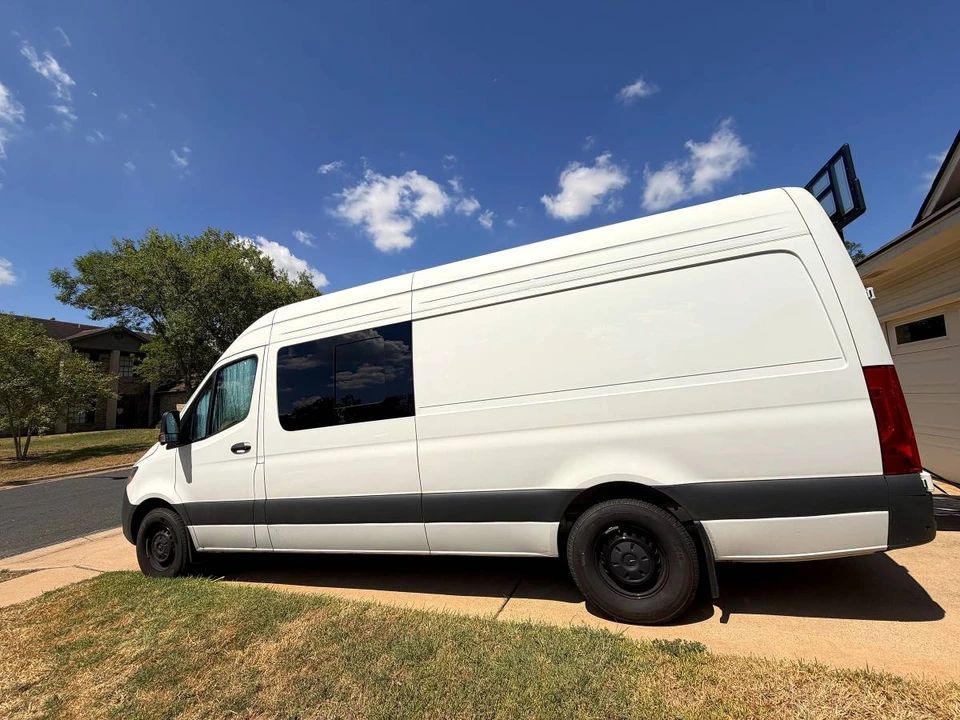 2026 Mercedes-Benz VS30 Sprinter - Image 2 of 18