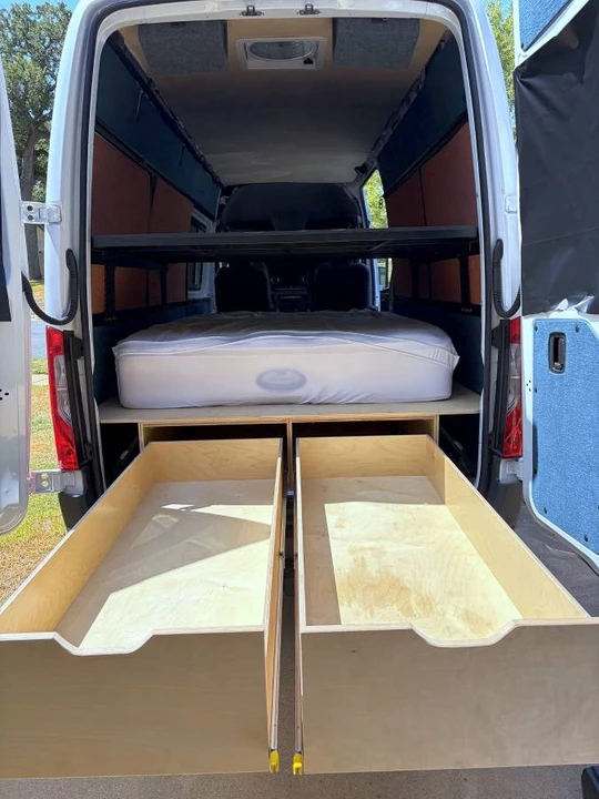2026 Mercedes-Benz VS30 Sprinter - Image 7 of 18