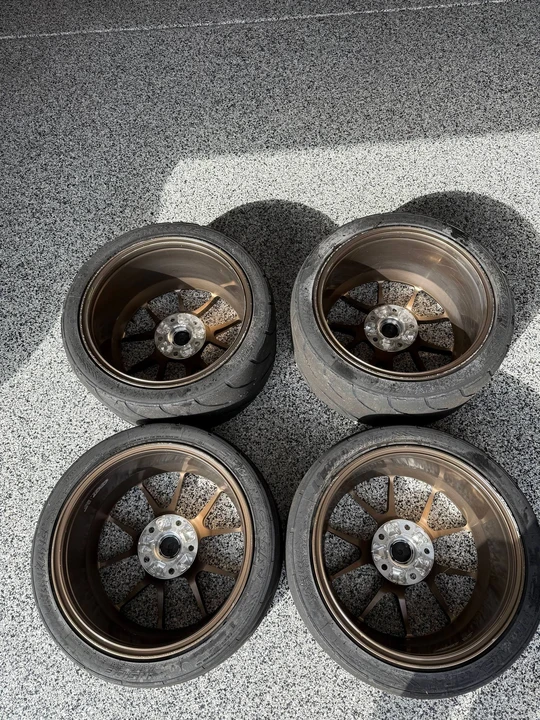 Parts & Memorabilia Other Wheels - Image 4 of 6