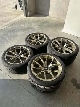 Parts & Memorabilia Apex VS-5RS Wheels and Toyo R888R Tires