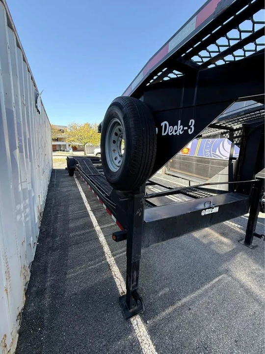 Parts & Memorabilia Trailers - Image 6 of 10