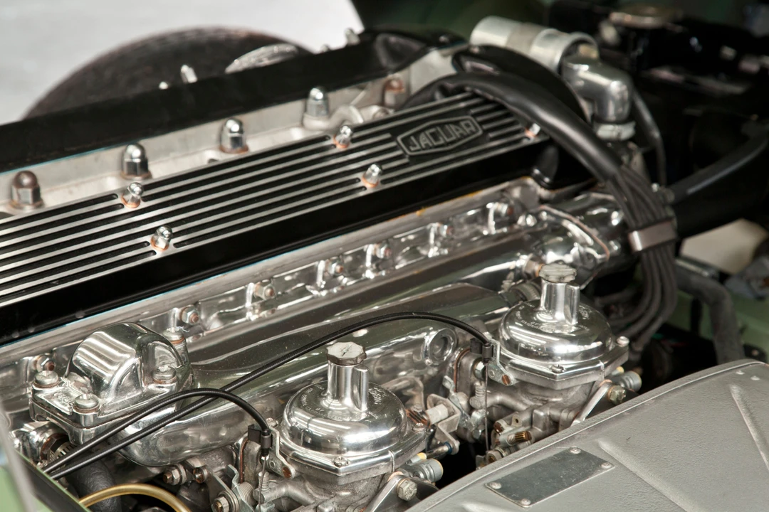 1969 Jaguar E-Type Series 2 - Image 3 of 9