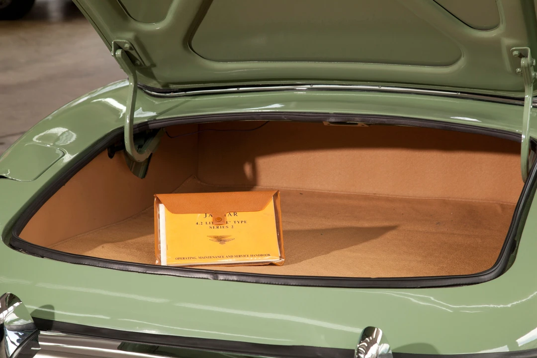 1969 Jaguar E-Type Series 2 - Image 8 of 9