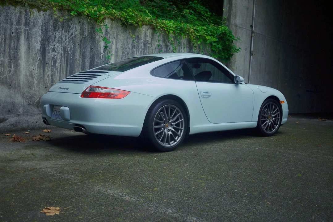 2005 Porsche 997 Carrera - Image 7 of 31